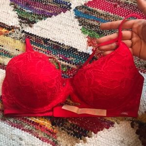 Red lacy bra